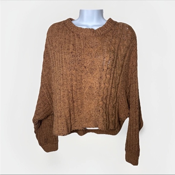 Free People Brown Crew Neck Cable-Knit Sweater Small Women’s Oversized Chunky - Picture 2 of 9